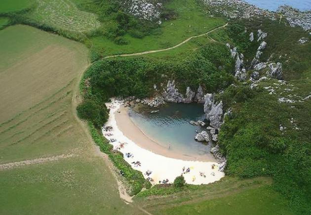 Plage de Gulpiyuri