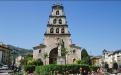 Iglesia Parroquial y monumento a D. Pelayo