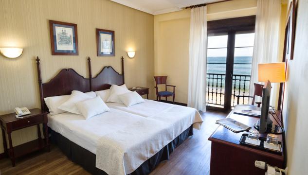 Rooms with sea views